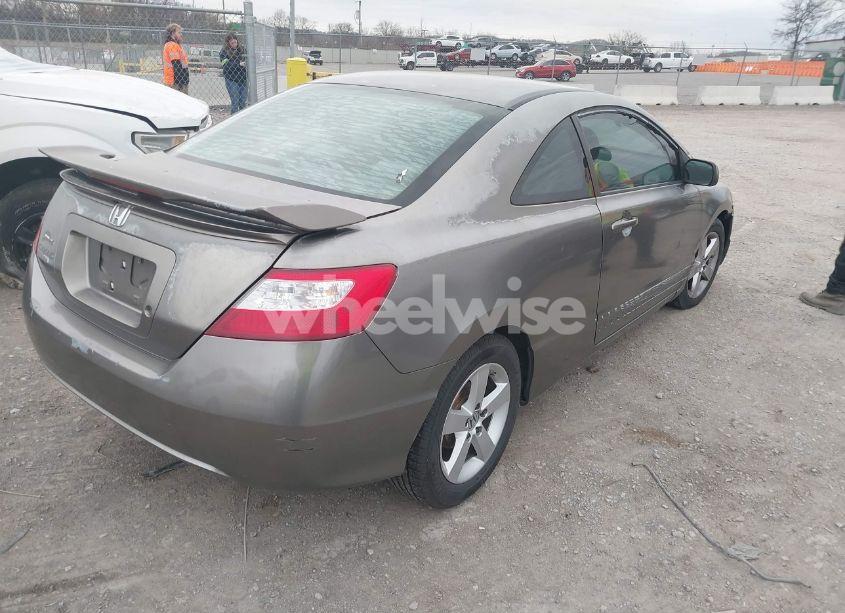 Photo 4 of 2008 Honda Civic LX (VIN 2HGFG116X8H527938)
