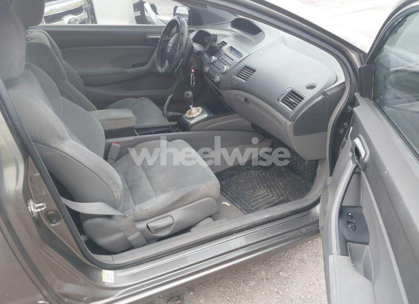 Photo 5 of 2008 Honda Civic LX (VIN 2HGFG116X8H527938)