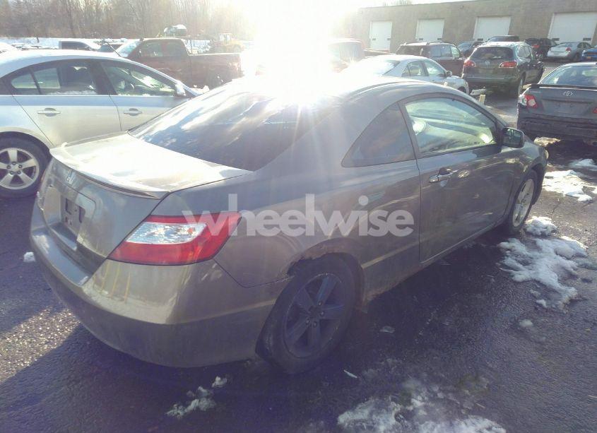 Photo 4 of 2007 Honda Civic EX (VIN 2HGFG11867H501871)