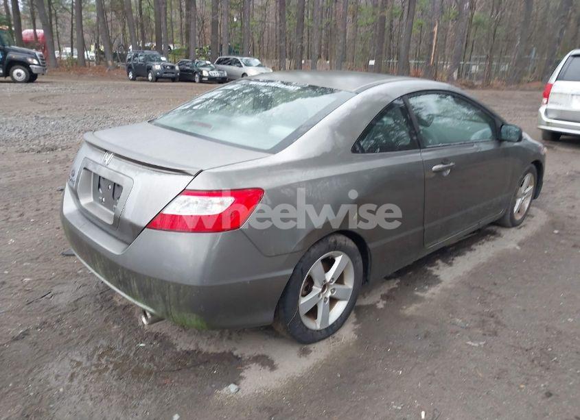 Photo 4 of 2007 Honda Civic EX (VIN 2HGFG11867H577977)