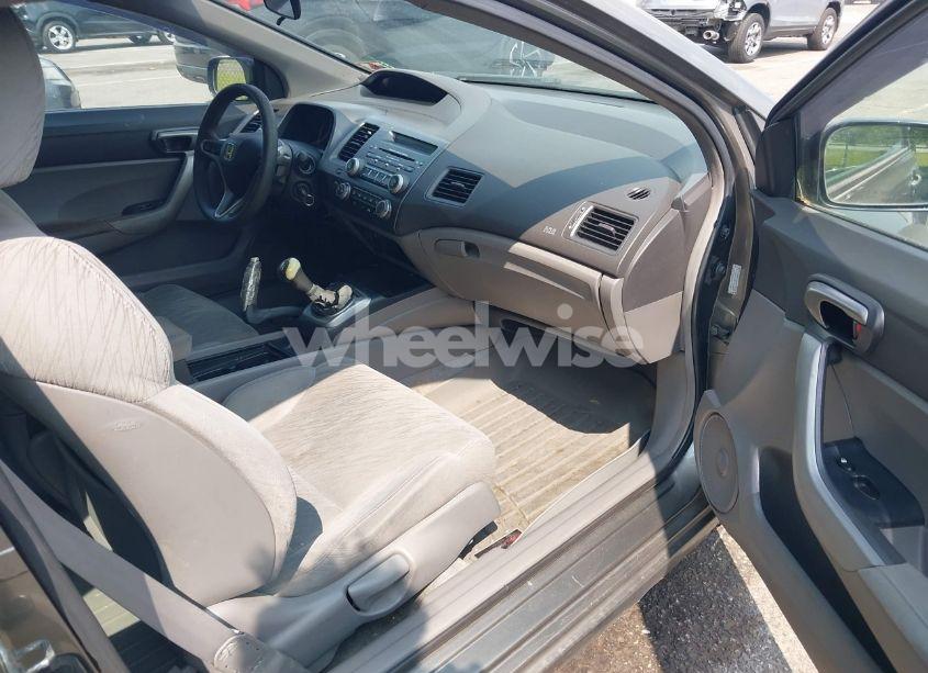 Photo 5 of 2007 Honda Civic EX (VIN 2HGFG11887H549193)