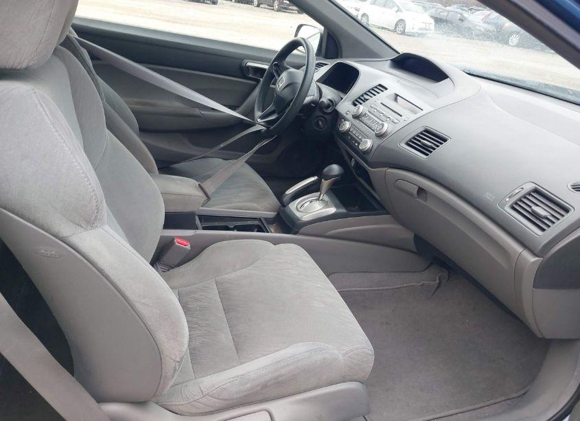 Photo 5 of 2006 Honda Civic LX (VIN 2HGFG12606H542041)