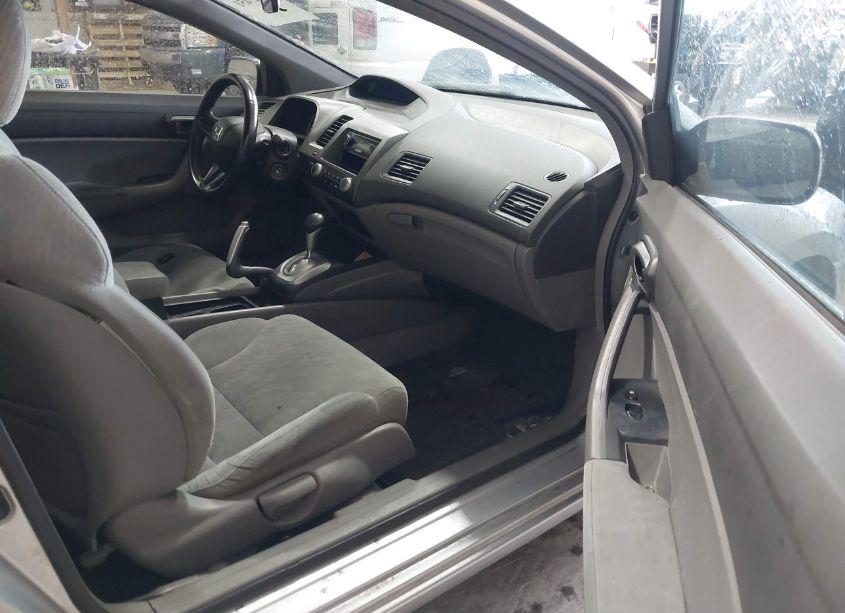 Photo 5 of 2006 Honda Civic LX (VIN 2HGFG12606H543237)