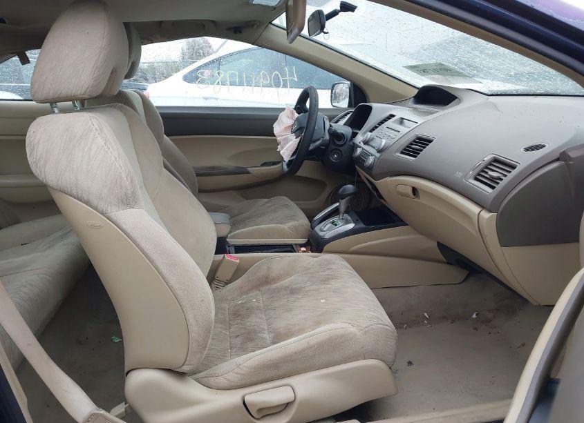 Photo 5 of 2006 Honda Civic LX (VIN 2HGFG12606H562161)