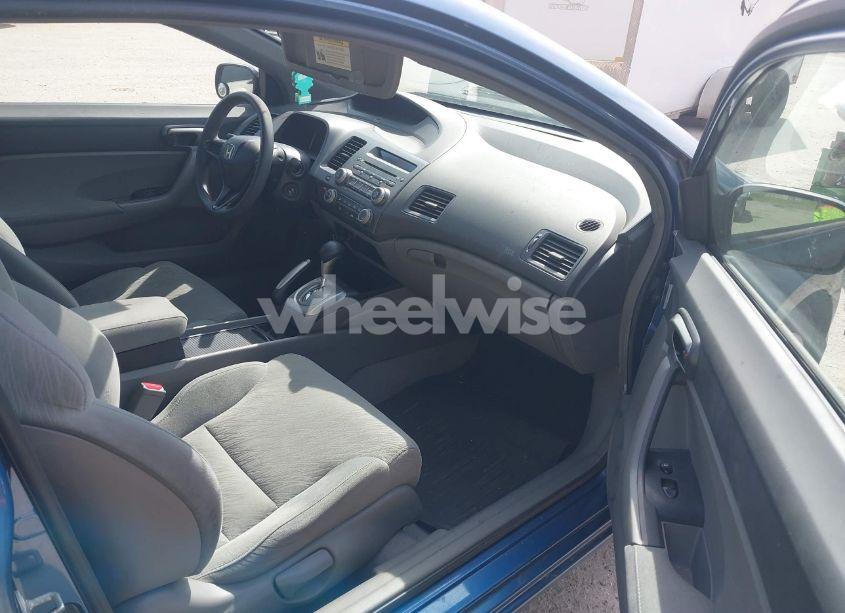 Photo 5 of 2007 Honda Civic LX (VIN 2HGFG12607H531994)