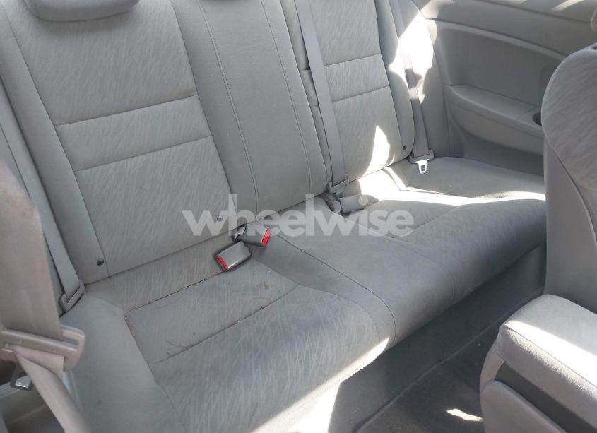 Photo 8 of 2007 Honda Civic LX (VIN 2HGFG12607H531994)