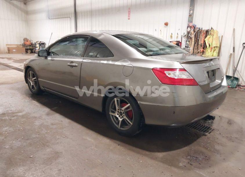 Photo 3 of 2007 Honda Civic LX (VIN 2HGFG12607H573534)