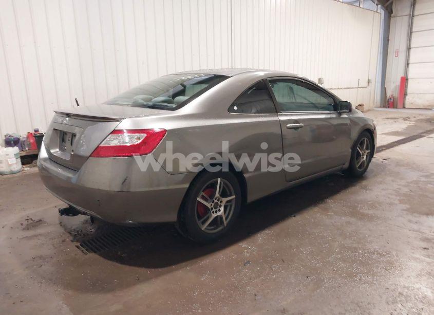 Photo 4 of 2007 Honda Civic LX (VIN 2HGFG12607H573534)