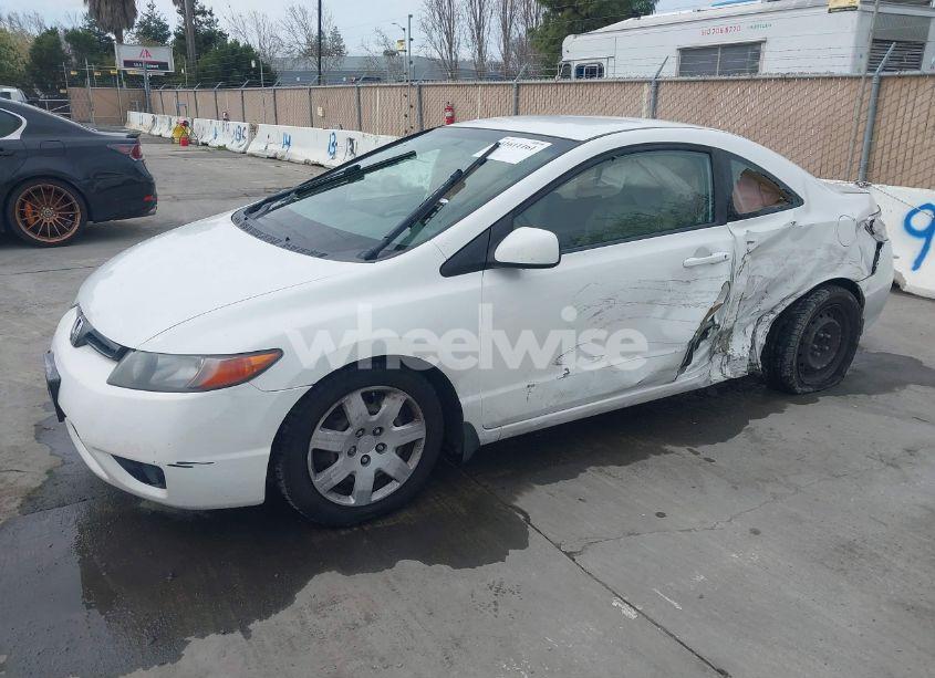 Photo 2 of 2008 Honda Civic LX (VIN 2HGFG12608H515005)