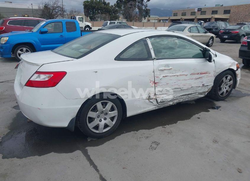 Photo 4 of 2008 Honda Civic LX (VIN 2HGFG12608H515005)
