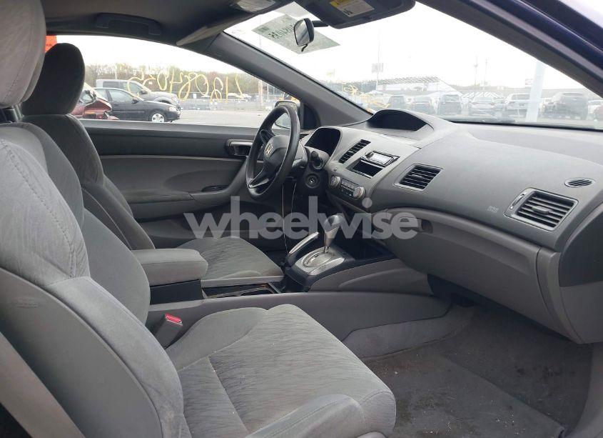 Photo 5 of 2008 Honda Civic LX (VIN 2HGFG12608H530474)