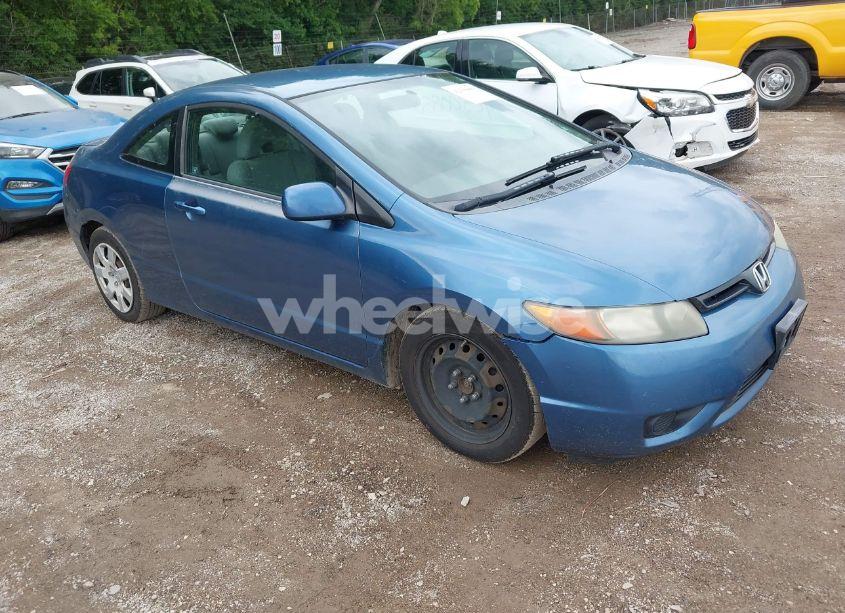 2008 Honda Civic LX (VIN 2HGFG12608H530622) main photo