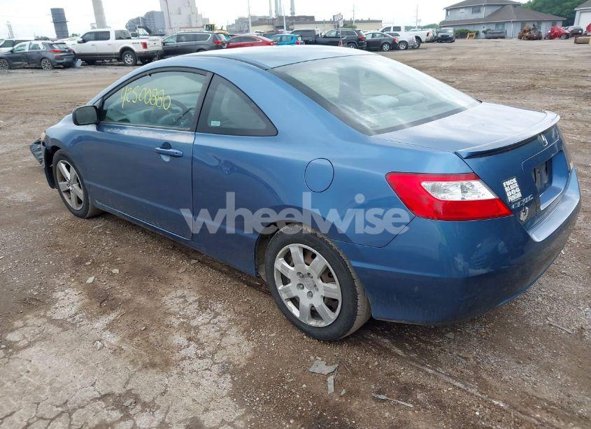Photo 3 of 2008 Honda Civic LX (VIN 2HGFG12608H530622)