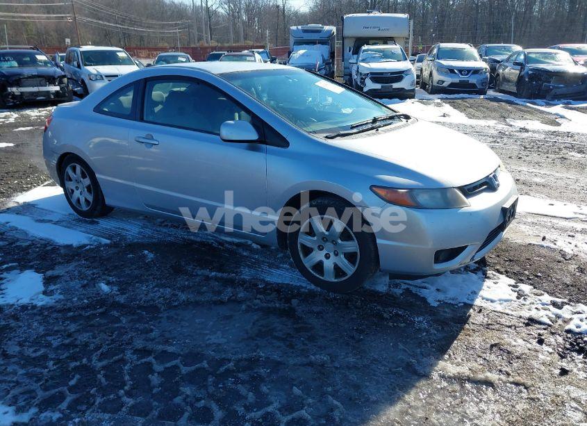 2008 Honda Civic LX (VIN 2HGFG12608H563572) main photo