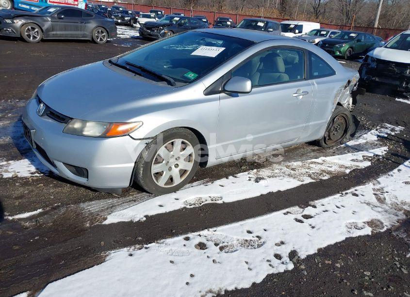 Photo 2 of 2008 Honda Civic LX (VIN 2HGFG12608H563572)