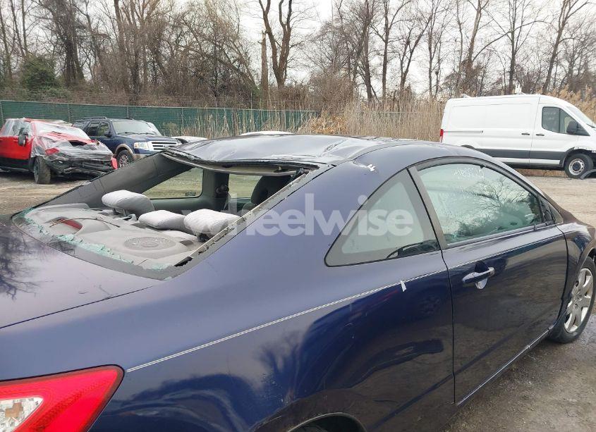 Photo 18 of 2009 Honda Civic LX (VIN 2HGFG12609H542402)