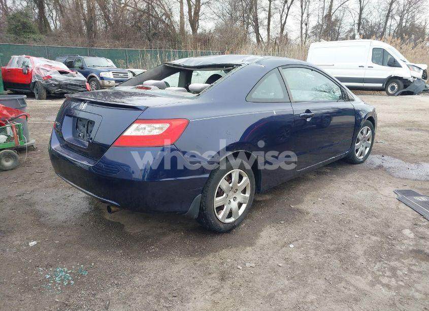 Photo 4 of 2009 Honda Civic LX (VIN 2HGFG12609H542402)