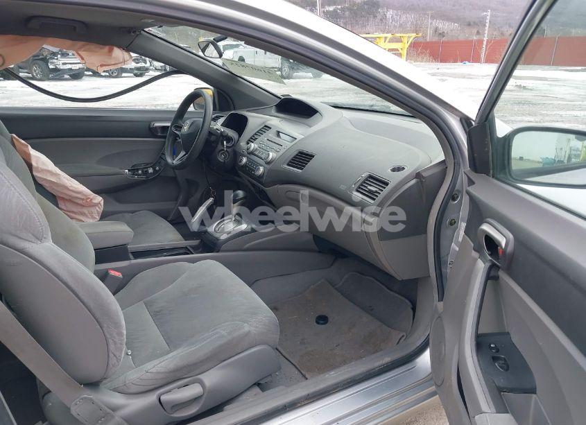 Photo 5 of 2006 Honda Civic LX (VIN 2HGFG12616H562461)