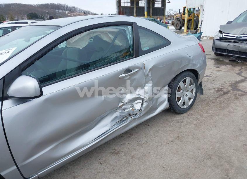 Photo 6 of 2006 Honda Civic LX (VIN 2HGFG12616H562461)