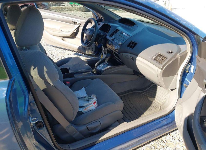 Photo 5 of 2006 Honda Civic LX (VIN 2HGFG12616H566736)