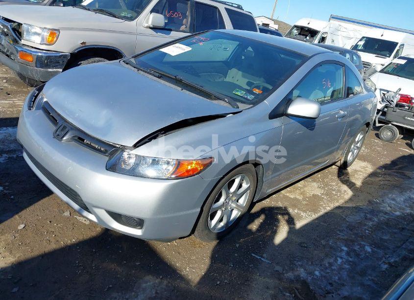 Photo 2 of 2008 Honda Civic LX (VIN 2HGFG12618H574953)
