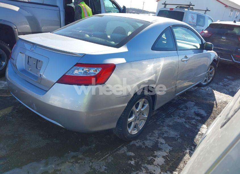Photo 4 of 2008 Honda Civic LX (VIN 2HGFG12618H574953)
