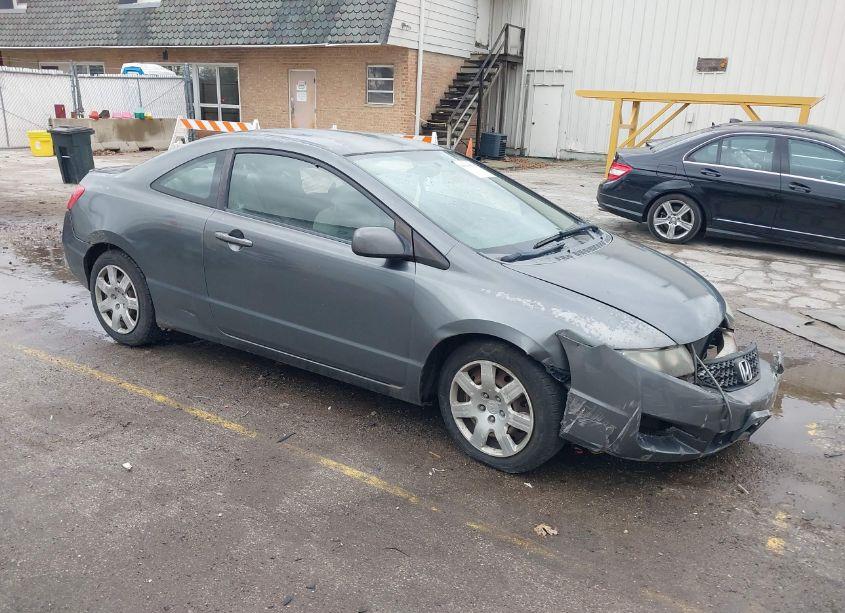 2009 Honda Civic LX (VIN 2HGFG12619H513877) main photo