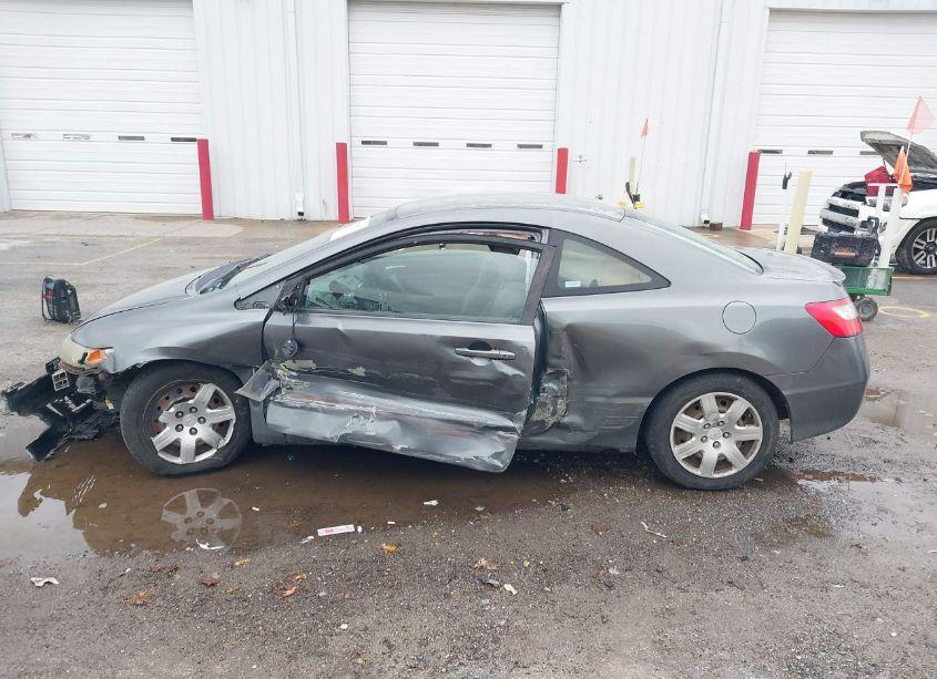 Photo 13 of 2009 Honda Civic LX (VIN 2HGFG12619H513877)