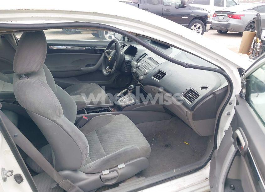 Photo 5 of 2009 Honda Civic LX (VIN 2HGFG12619H527052)