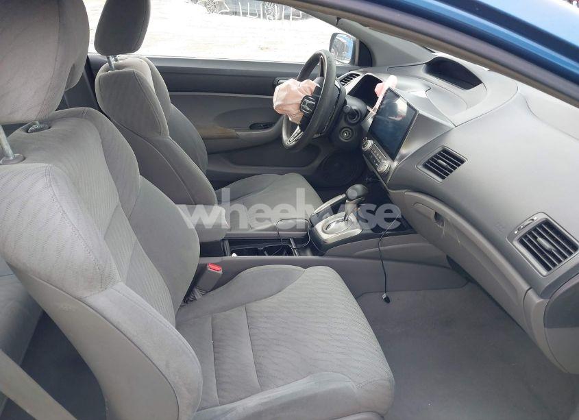 Photo 5 of 2009 Honda Civic LX (VIN 2HGFG12619H531702)