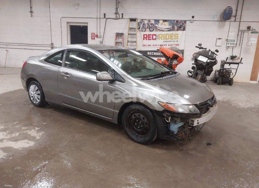 2006 Honda Civic LX (VIN 2HGFG12626H536743) main photo