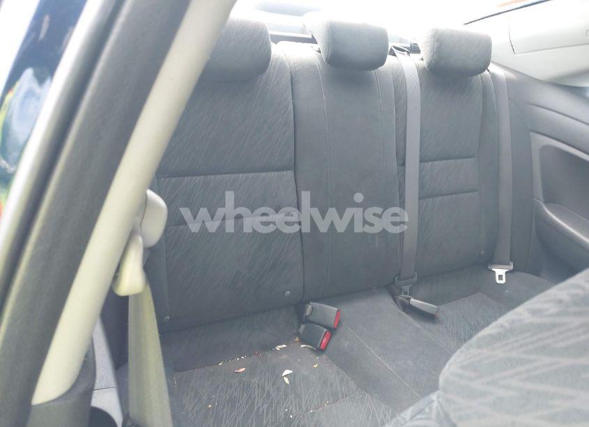 Photo 8 of 2007 Honda Civic LX (VIN 2HGFG12627H005169)