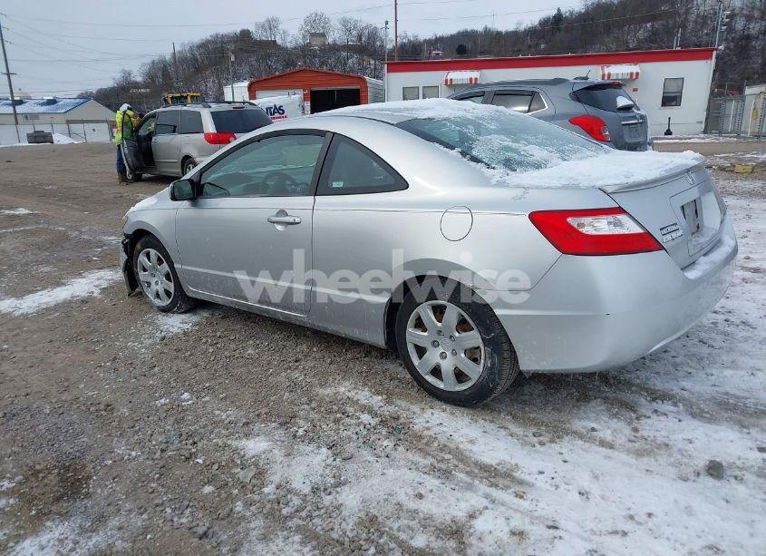 Photo 3 of 2007 Honda Civic LX (VIN 2HGFG12627H505932)