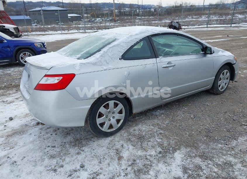 Photo 4 of 2007 Honda Civic LX (VIN 2HGFG12627H505932)