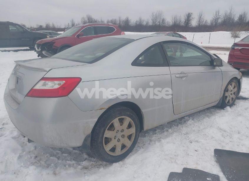 Photo 4 of 2007 Honda Civic LX (VIN 2HGFG12627H564723)