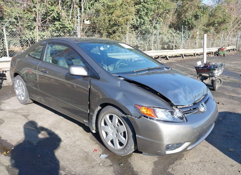 2008 Honda Civic LX (VIN 2HGFG12628H532890) main photo