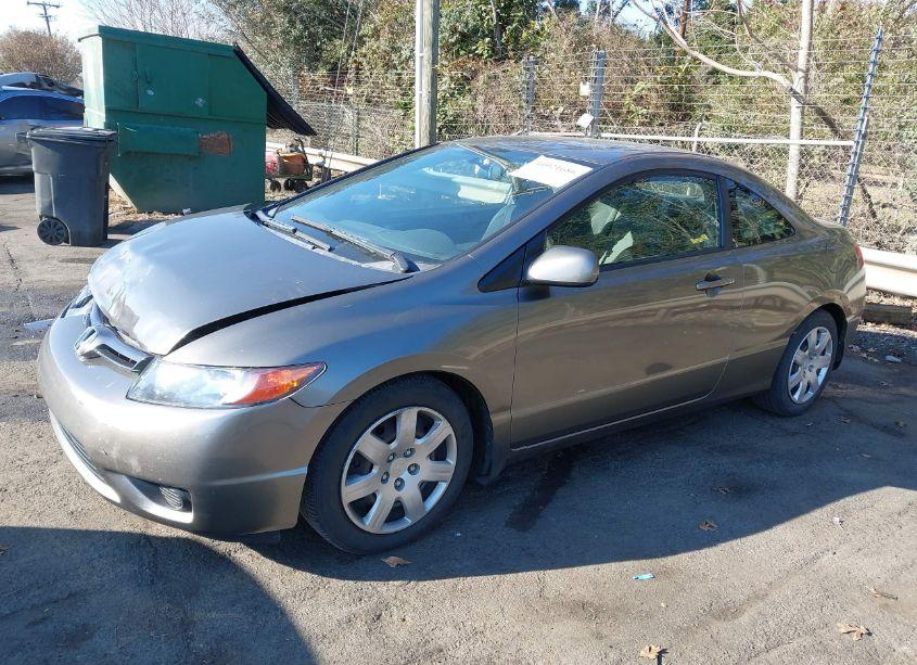 Photo 2 of 2008 Honda Civic LX (VIN 2HGFG12628H532890)