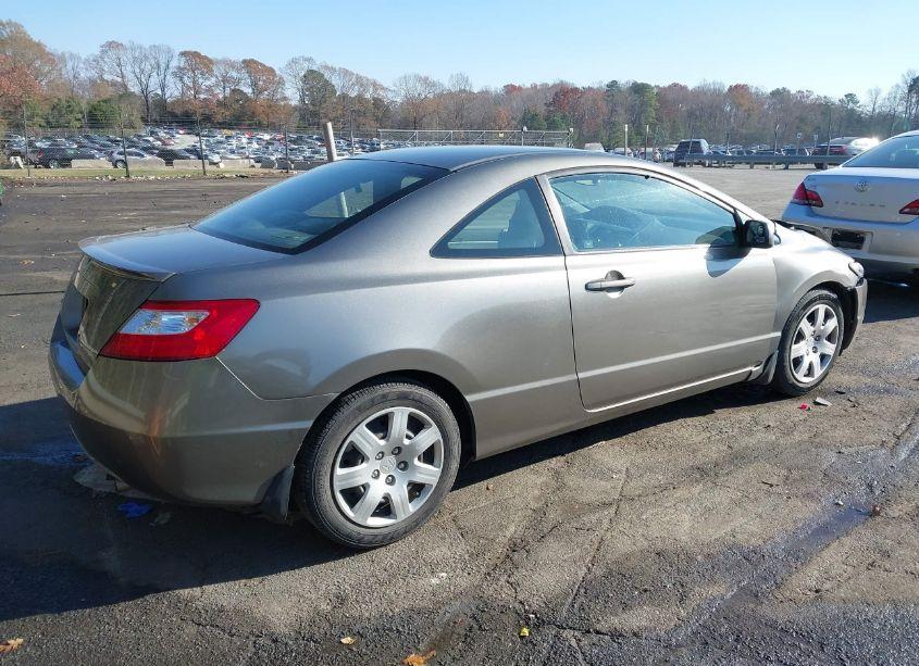Photo 4 of 2008 Honda Civic LX (VIN 2HGFG12628H532890)