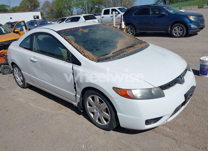 2008 Honda Civic LX (VIN 2HGFG12628H562343) main photo