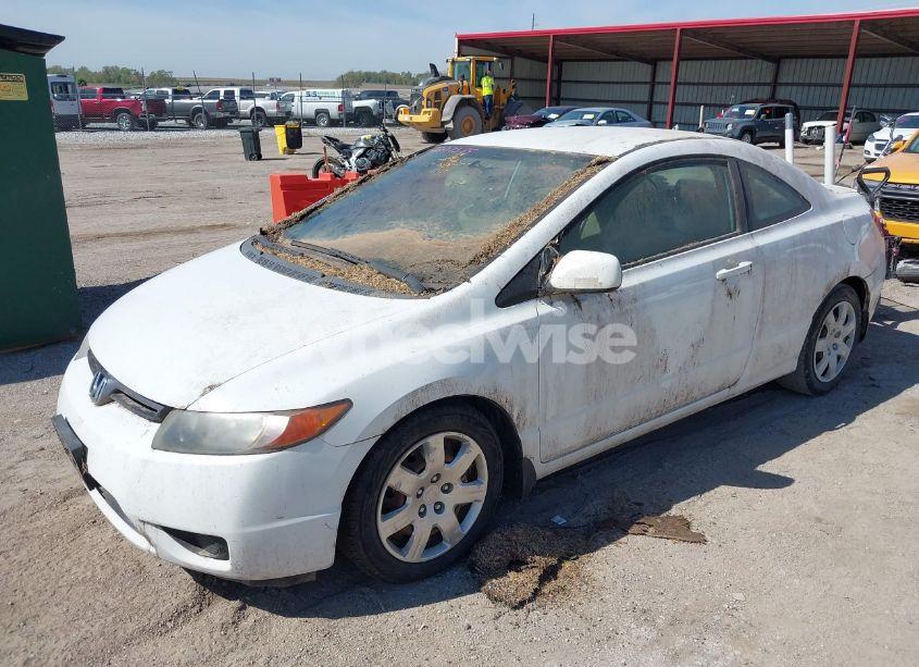 Photo 2 of 2008 Honda Civic LX (VIN 2HGFG12628H562343)
