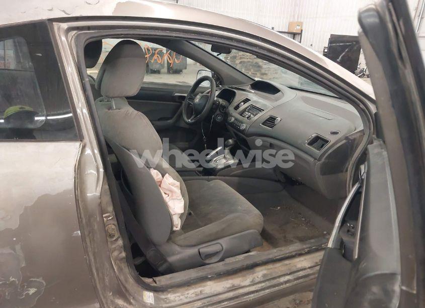 Photo 5 of 2006 Honda Civic LX (VIN 2HGFG12636H511155)