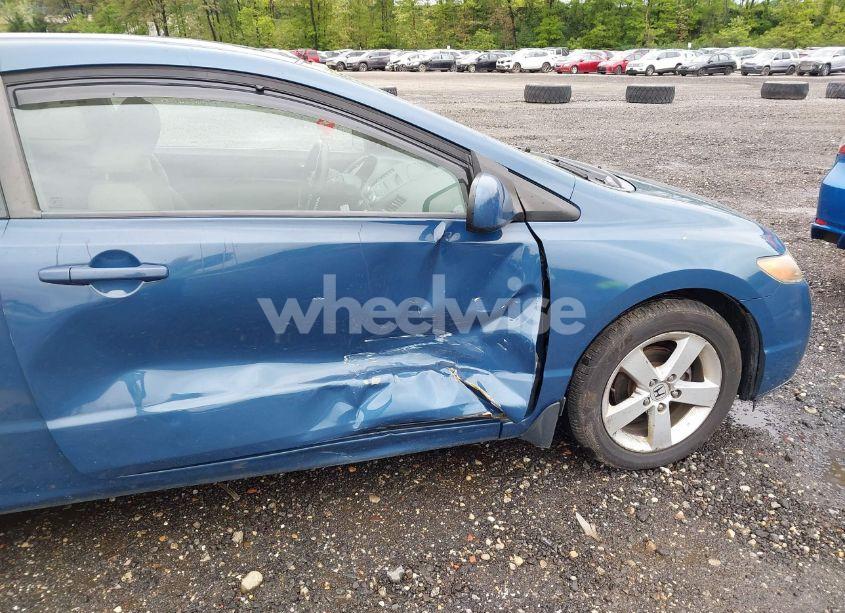 Photo 6 of 2007 Honda Civic LX (VIN 2HGFG12637H561233)