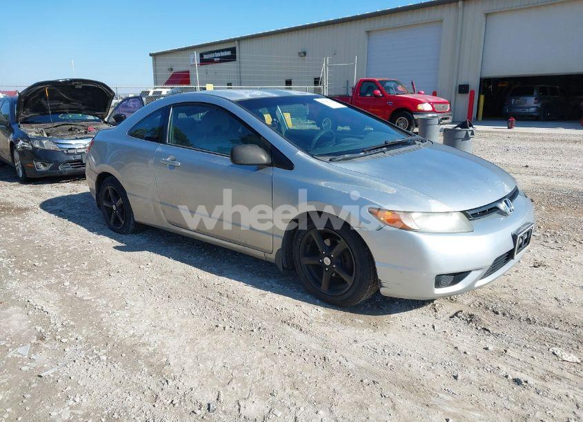 2006 Honda Civic LX (VIN 2HGFG12646H546903) main photo