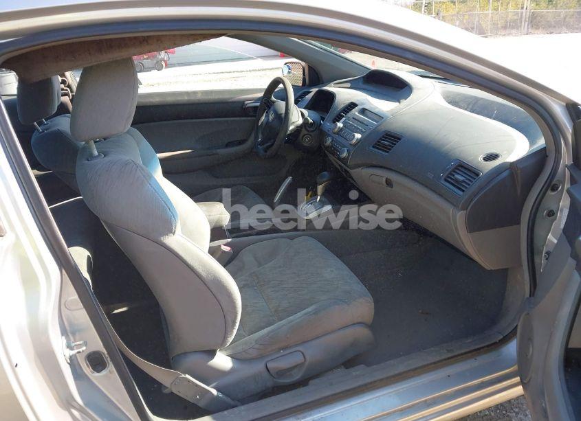 Photo 5 of 2006 Honda Civic LX (VIN 2HGFG12646H546903)