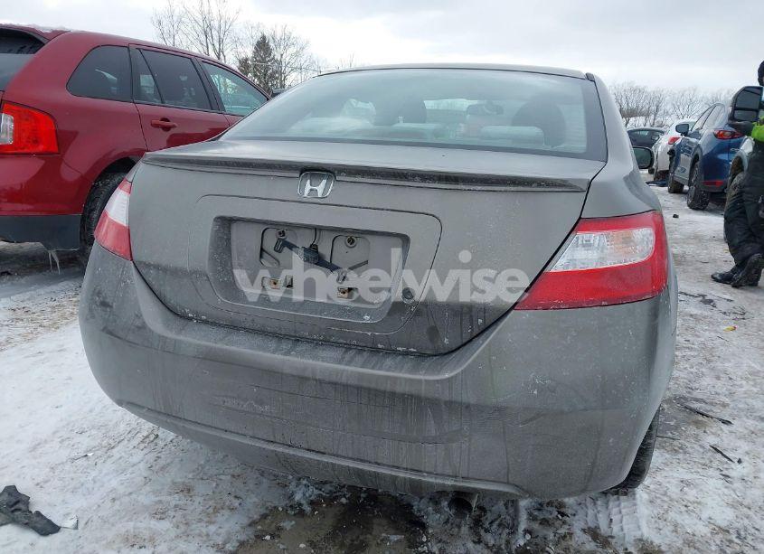 Photo 16 of 2006 Honda Civic LX (VIN 2HGFG12646H560512)