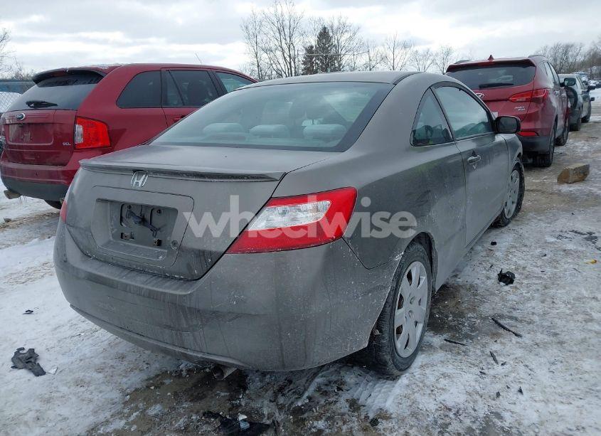 Photo 4 of 2006 Honda Civic LX (VIN 2HGFG12646H560512)