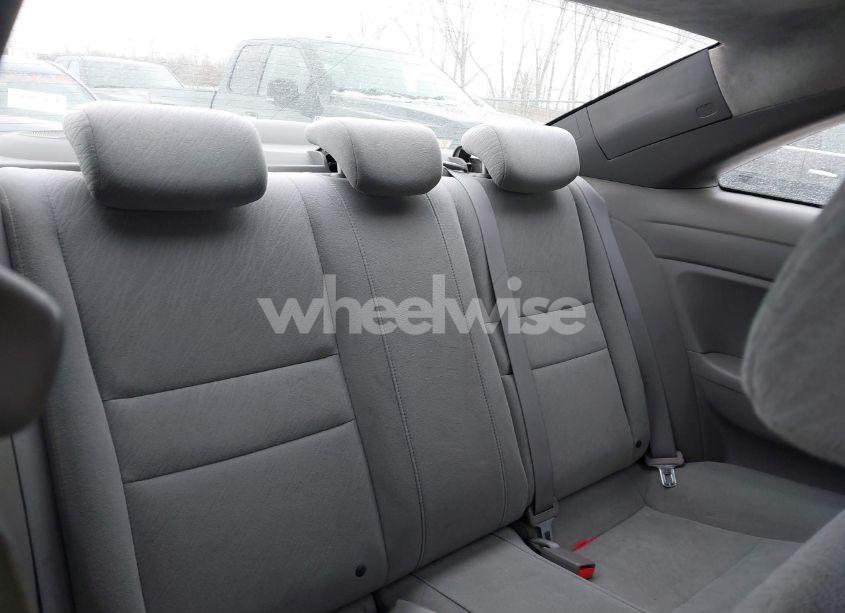 Photo 8 of 2006 Honda Civic LX (VIN 2HGFG12646H560512)