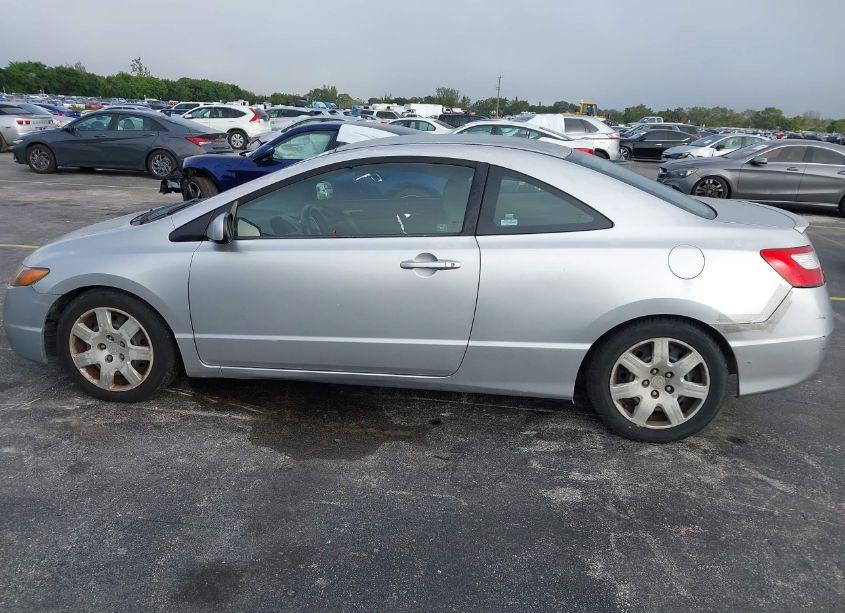 Photo 6 of 2007 Honda Civic LX (VIN 2HGFG12647H510615)