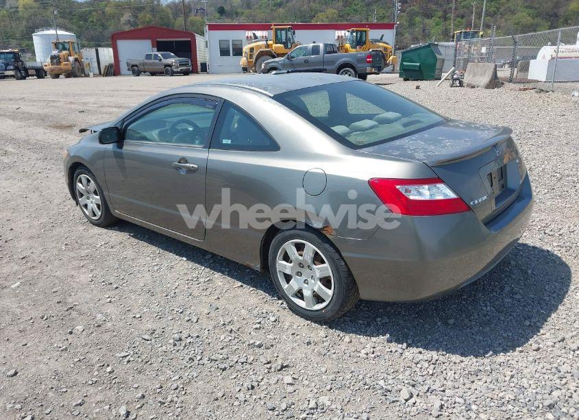 Photo 3 of 2007 Honda Civic LX (VIN 2HGFG12647H522215)