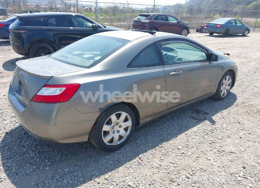 Photo 4 of 2007 Honda Civic LX (VIN 2HGFG12647H522215)